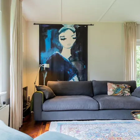 Landgoed Olterterp Lodges, kies een comfortabel huisje of appartement in bos met eigen entree, volledig ingerichte keuken en vele andere faciliteiten Buitenkant foto