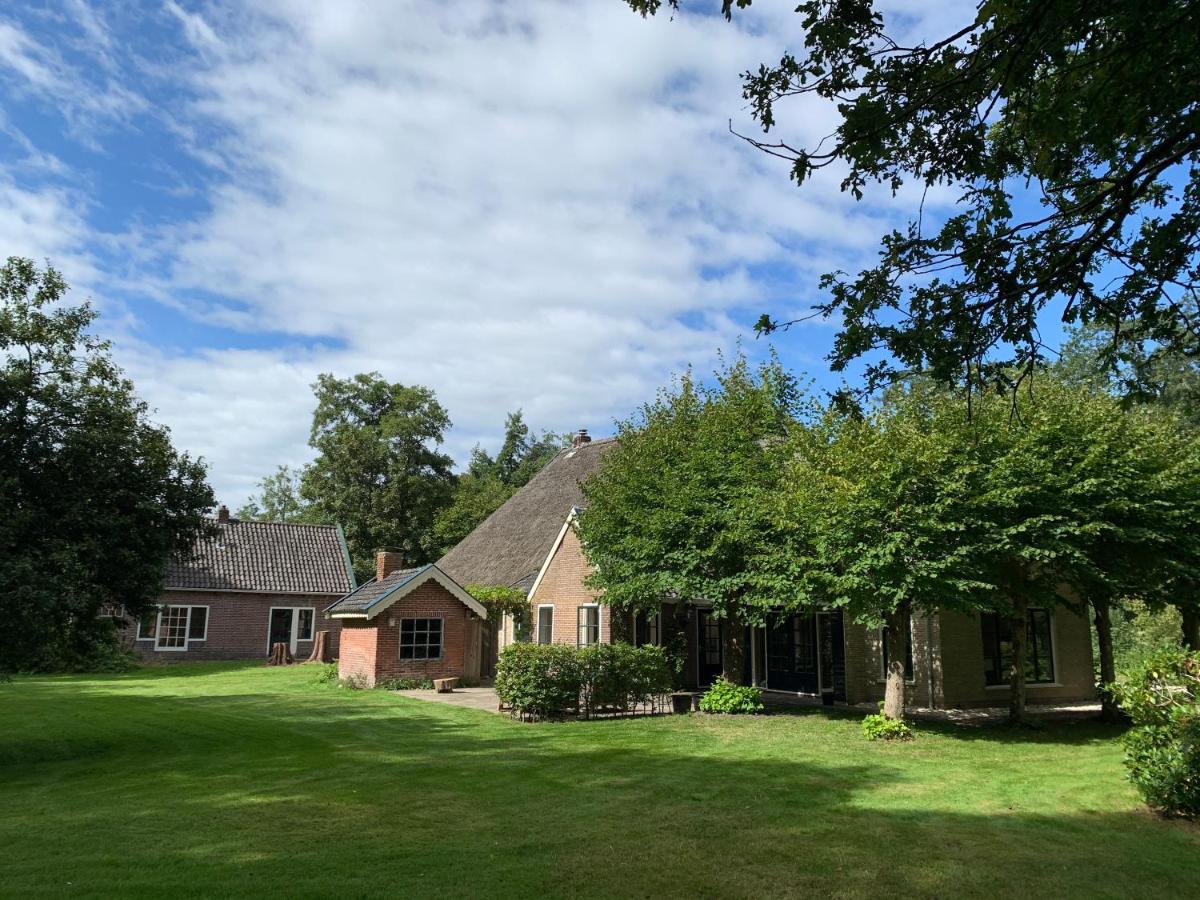 Vakantiehuis Landgoed Lodges, Kies Comfortabel Of In Bos Met Eigen Entree, Volledig Ingerichte Keuken En Vele Andere Faciliteiten