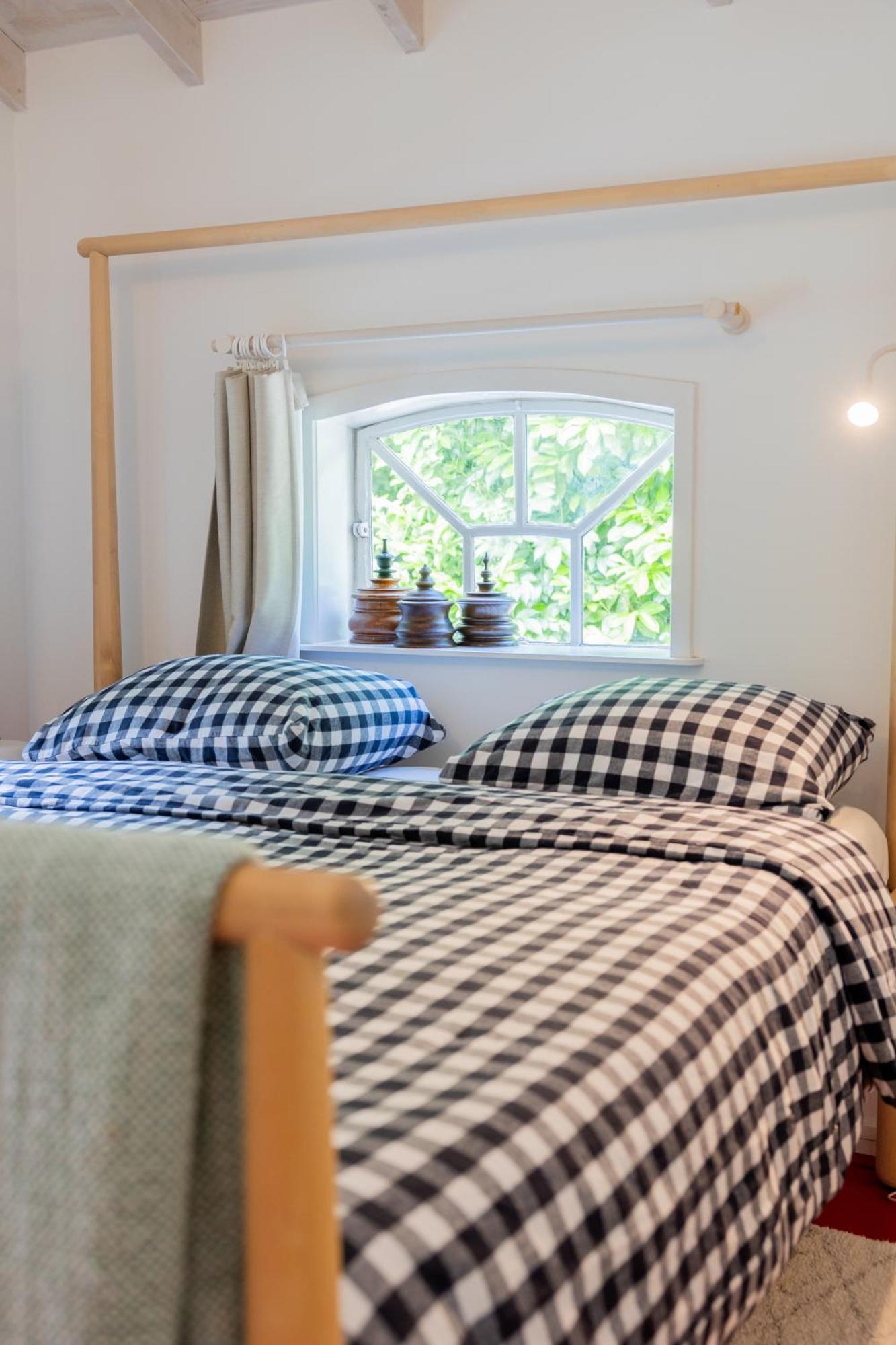 Landgoed Lodges, Kies Comfortabel Of In Bos Met Eigen Entree, Volledig Ingerichte Keuken En Vele Andere Faciliteiten *